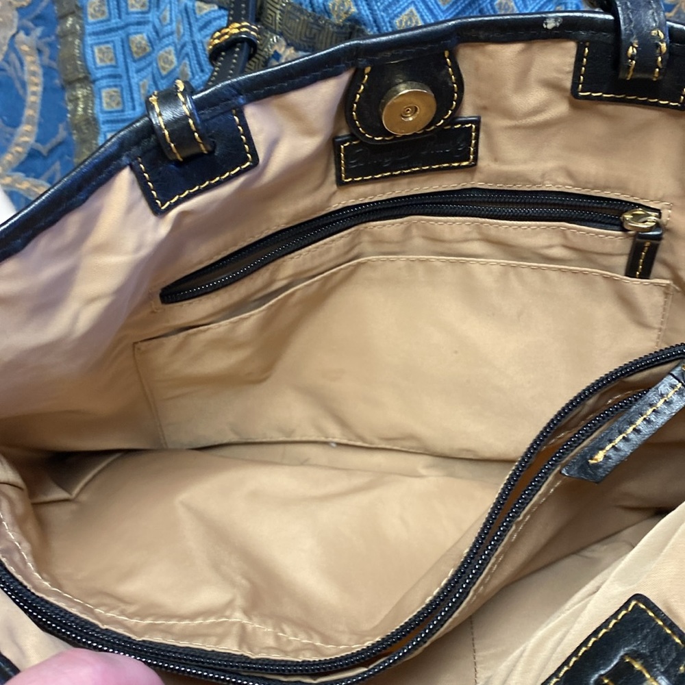 DOONEY AND BOURKE PURSE - Picture 8 of 9